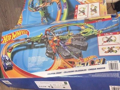 Hot Wheels Action Colossal Crash Track Set - Collisions Colossales