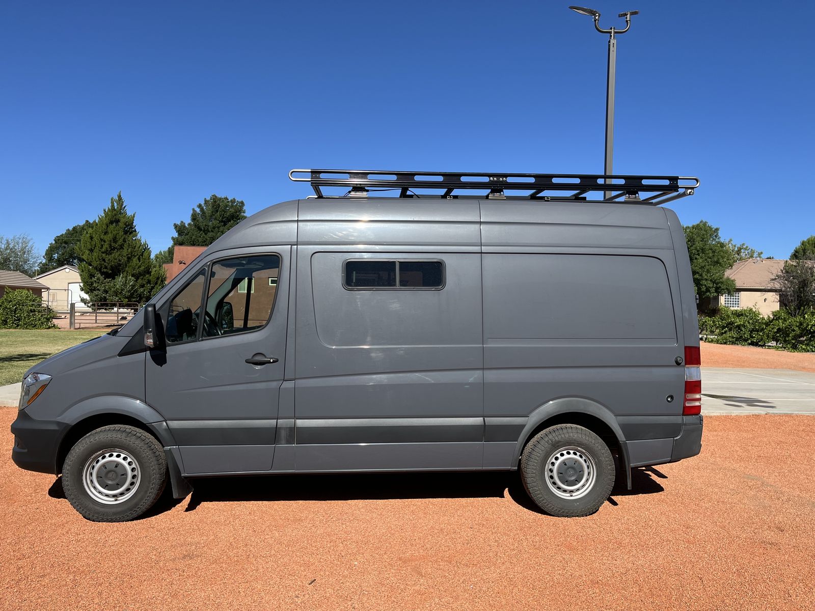 Main image 2