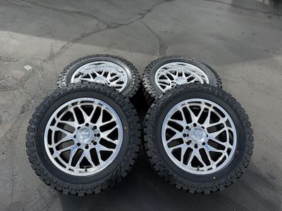 New Chrome Fittipaldi FA19 8x6.5 33x12.50r20 Ameritread RT Chevy Silverado 2500 3500 Dodge Ram Cummins 8 lug wheels and tires