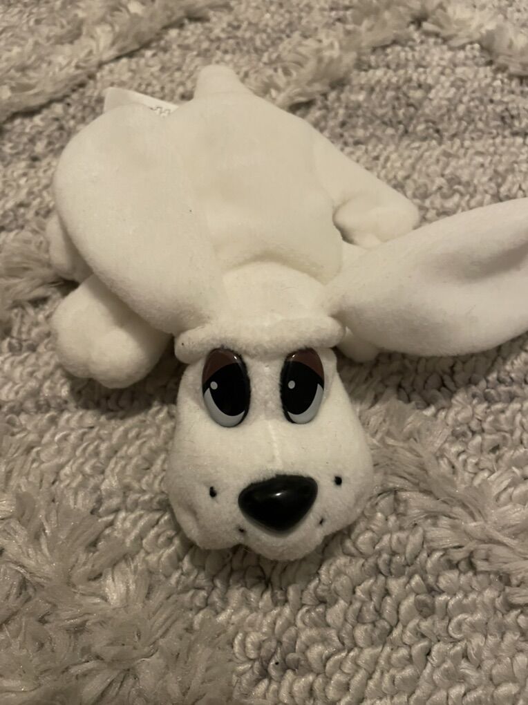 1995 Small Pound puppy White Approx 5 inches