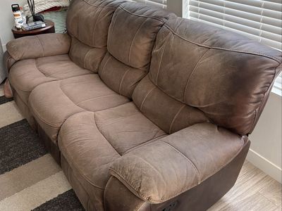 Free dual reclining sofa