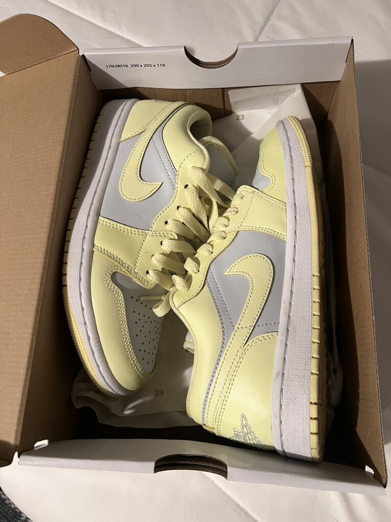 Womens Air jordan Sise 7