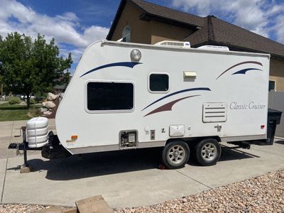 2009 18’ travel trailer