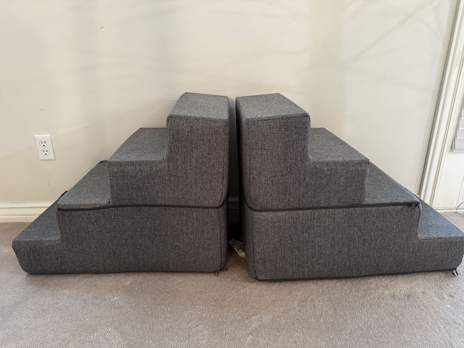Pet steps