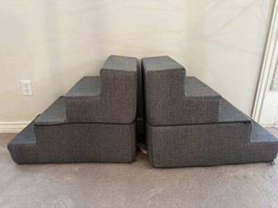 Pet steps