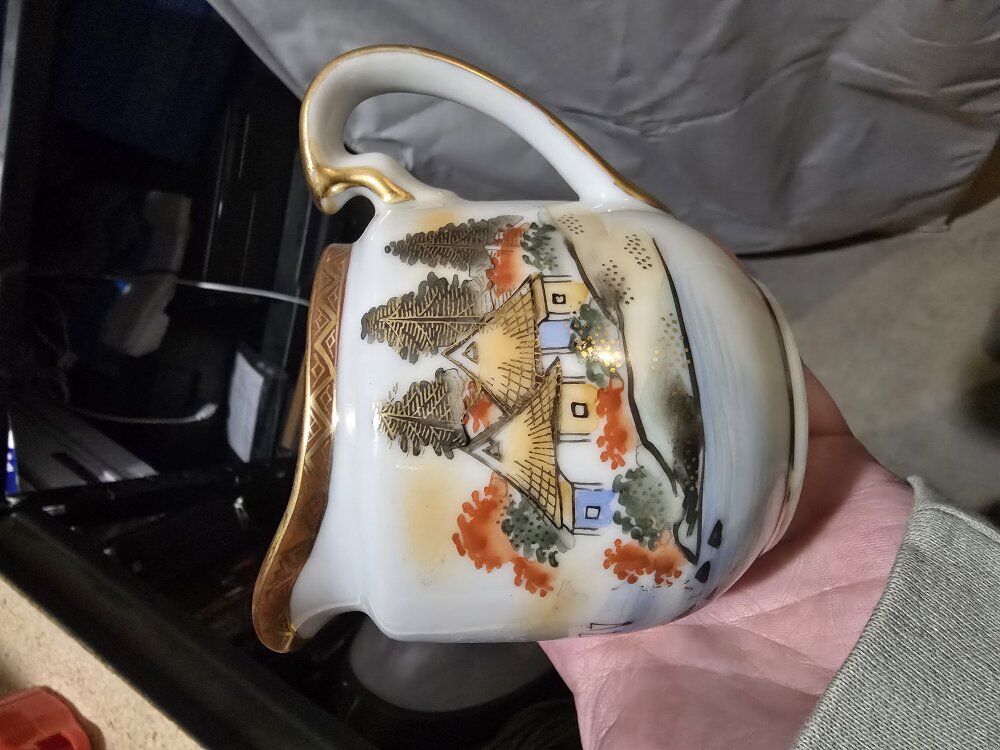 Kutani porcelain creamer jug