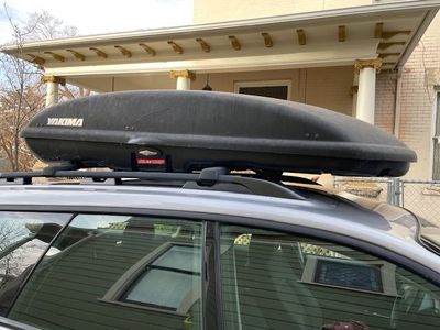 Yakima Skybox Rooftop Cargo Box