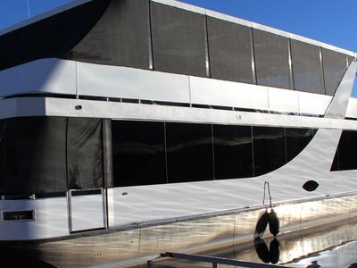 2015 Discovery - Bravada Houseboat Lake Powell Shared Ownership