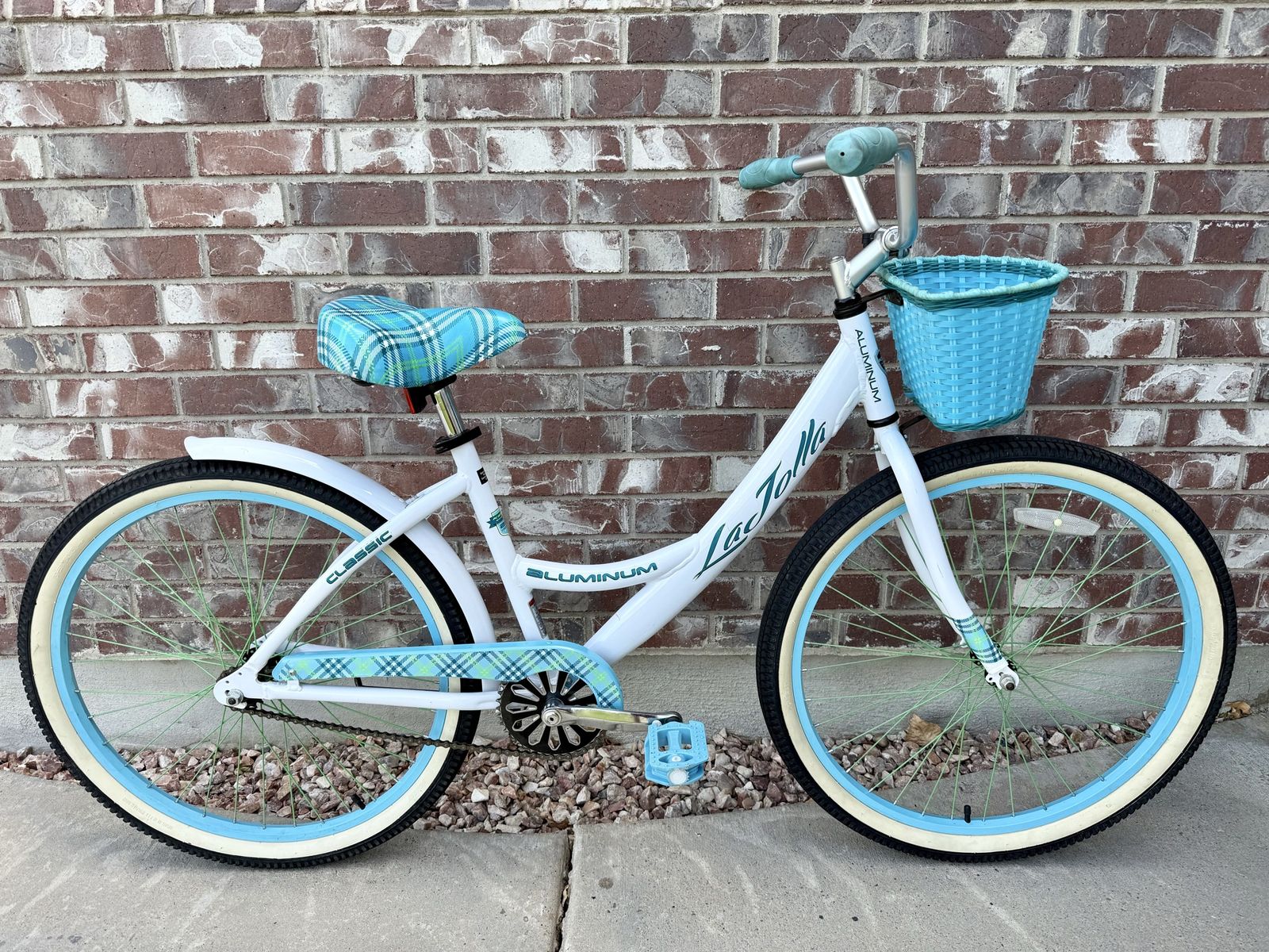 Women’s Kent La Jolla Classic 26” Beach Cruiser Bike