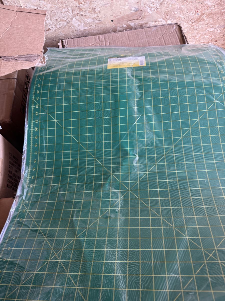 Omnigrid double sided self healing cutting mat