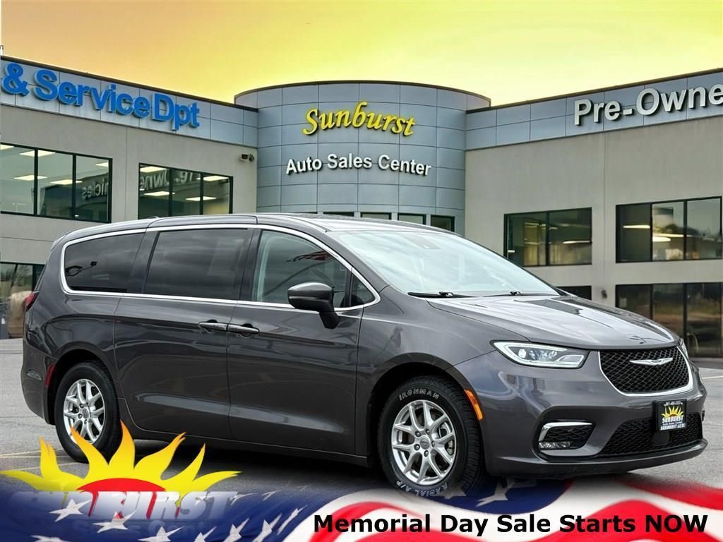 2023 Chrysler Pacifica Touring L