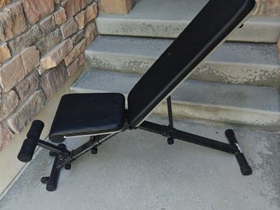 Barwing adjustable weight bench