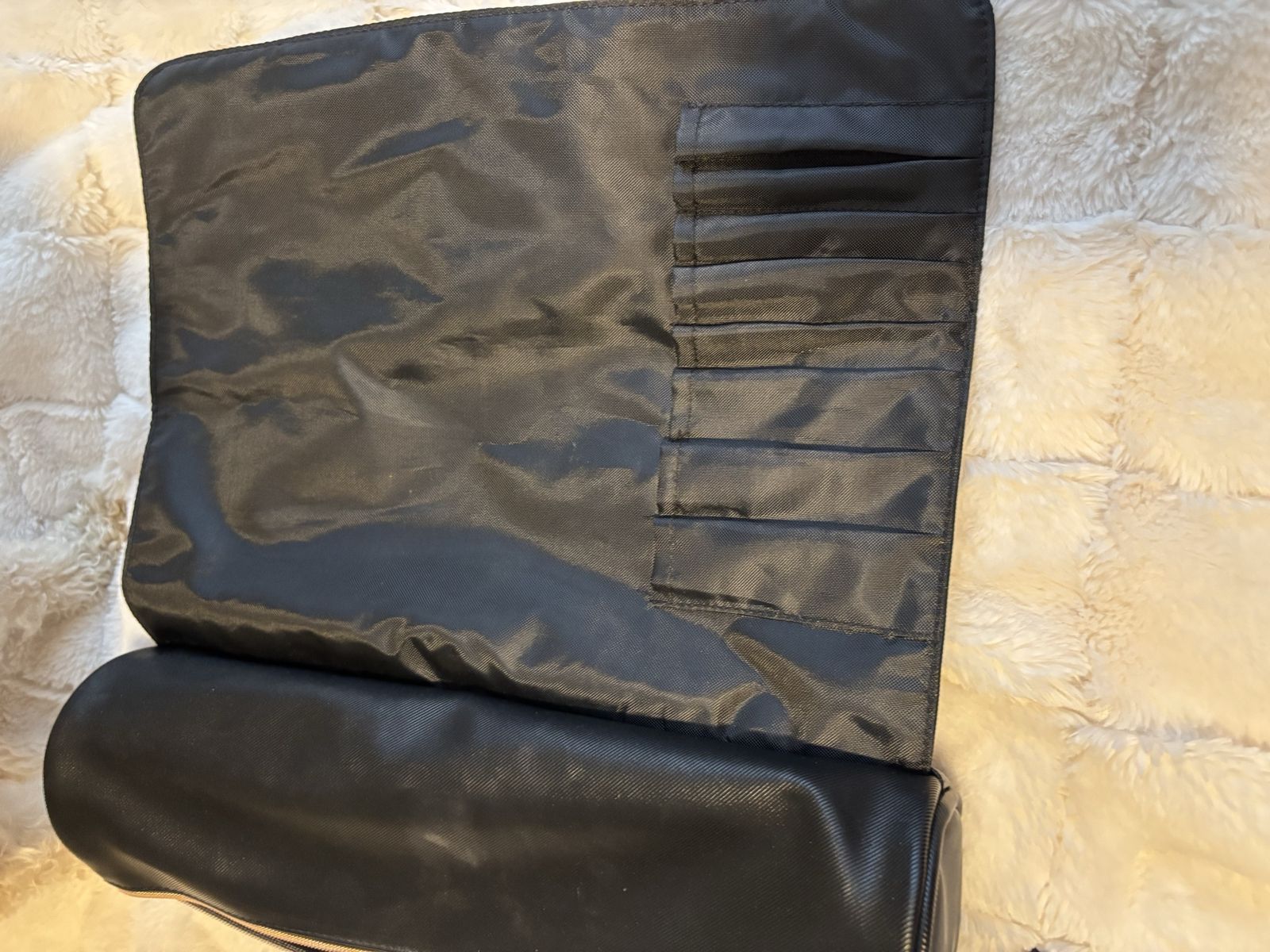 Lange travel brush case