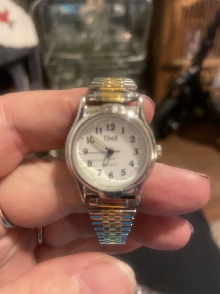 Womens Timex Analog Quartz Watch