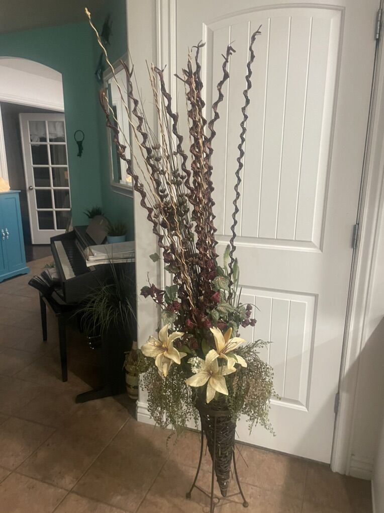 Tall floral arrangement maroon/yellow