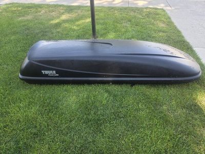 Thule CascadeRooftop Cargo Box W/ Lock & Key
