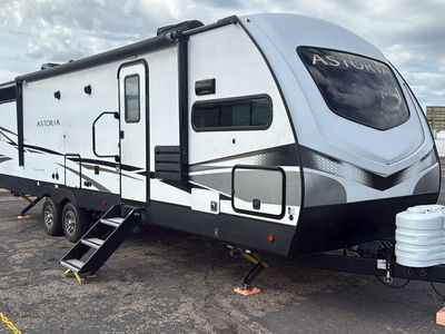 Gorgeous 2022 DUTCHMEN ASTORIA 33’