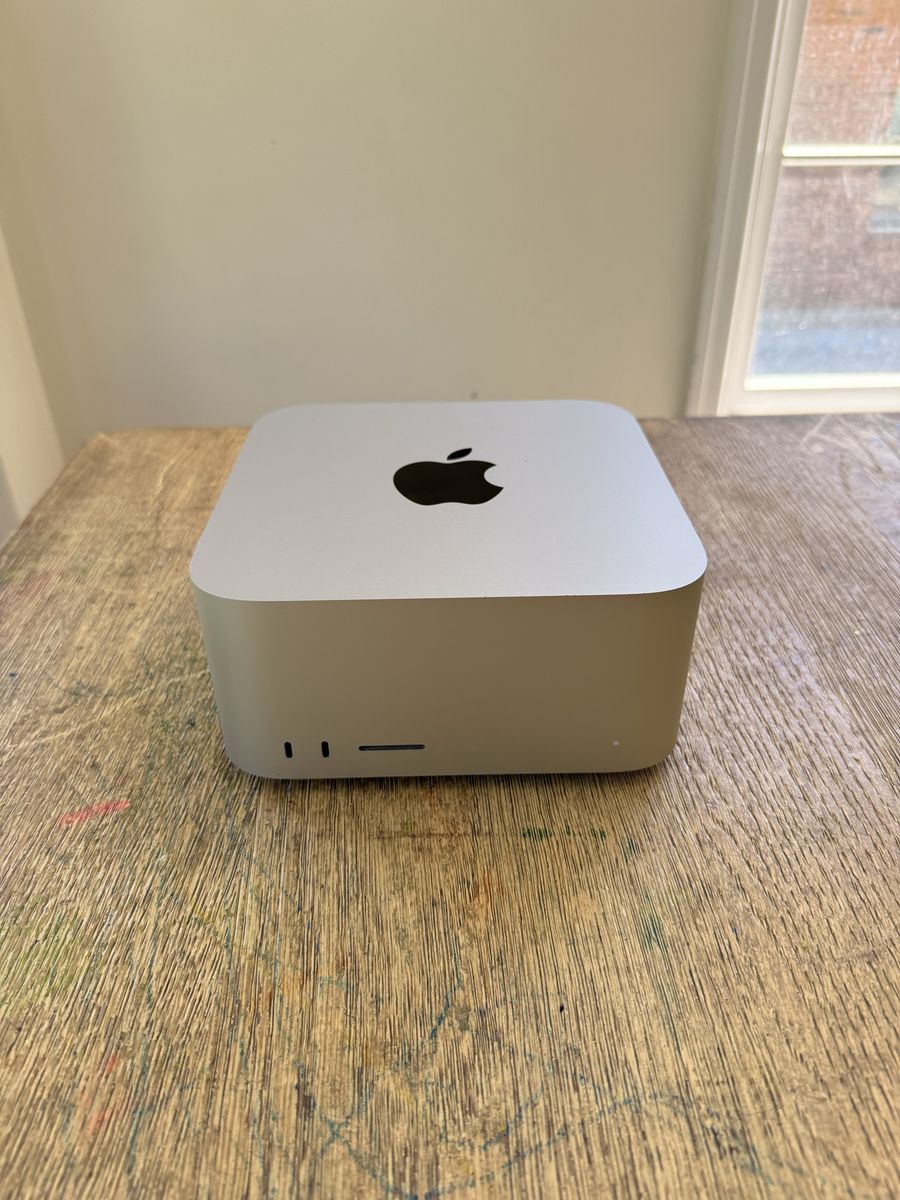 Mac Studio (M1 Max) 64GB RAM / 1TB SSD