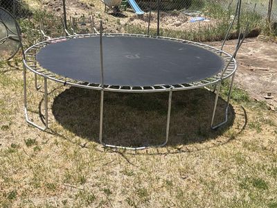 Trampoline