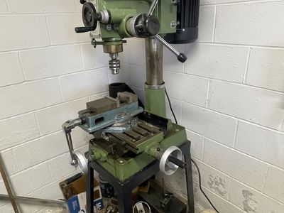Central Machinery T-98I Milling & Drilling Machine - 1½ HP