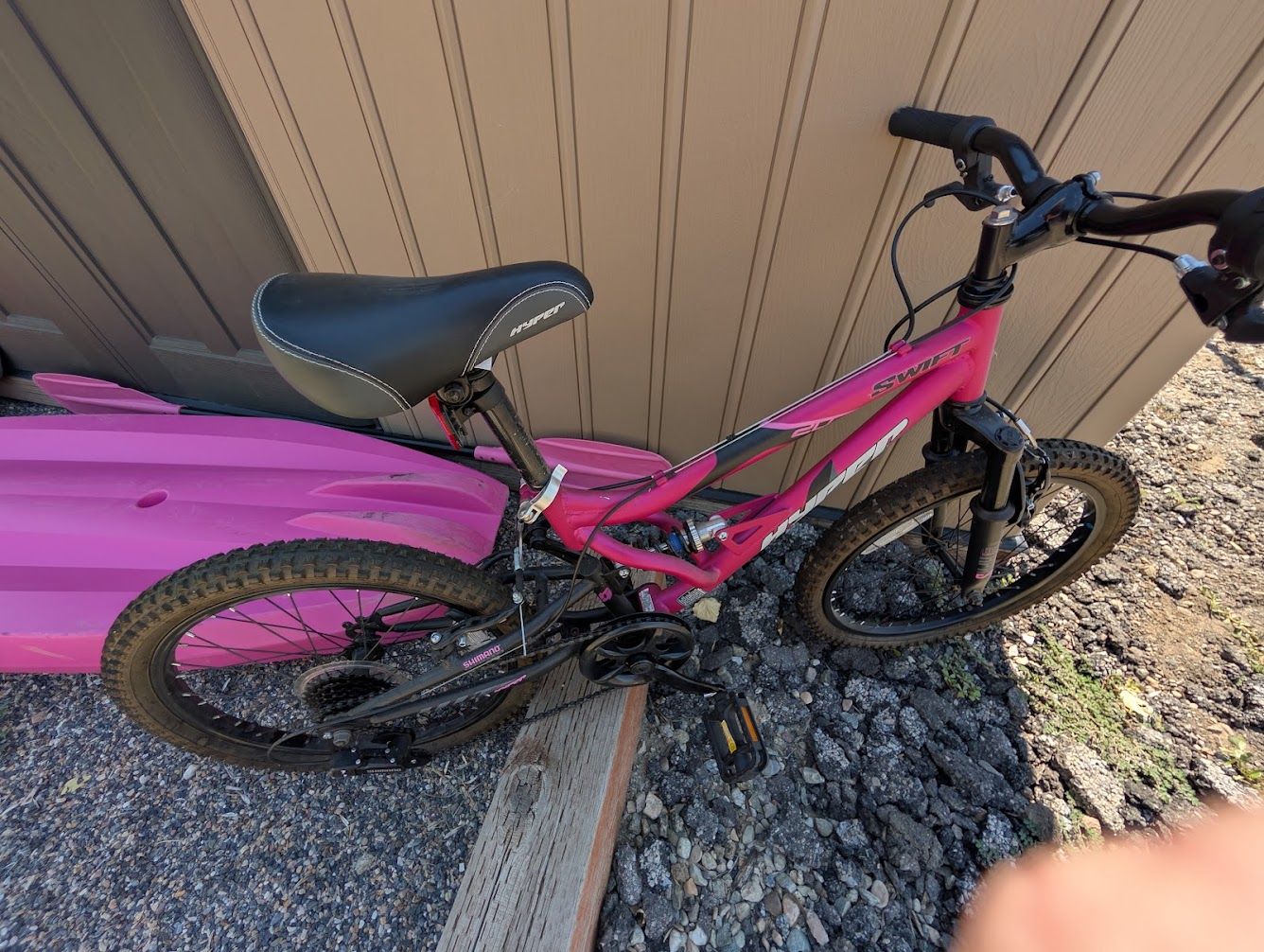 Hyper HYP-T20-1200 20-inch girls' full-suspension mountain bike