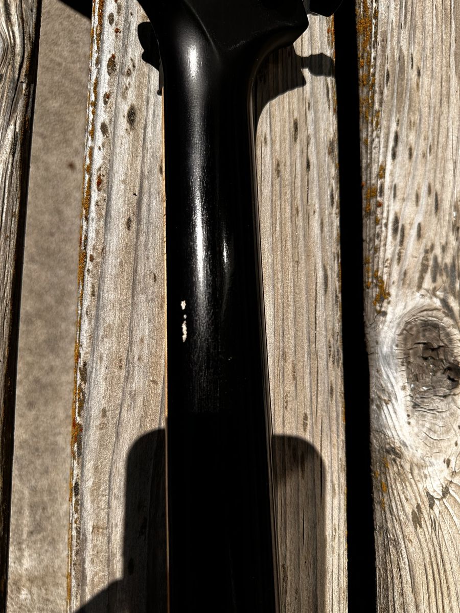 Main image 6