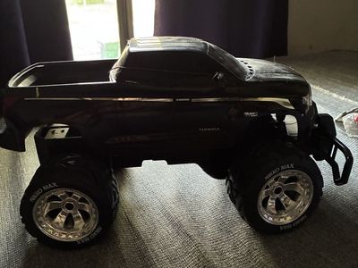 Nikko Max Toyota Tundra RC Monster Truck Black 4x4