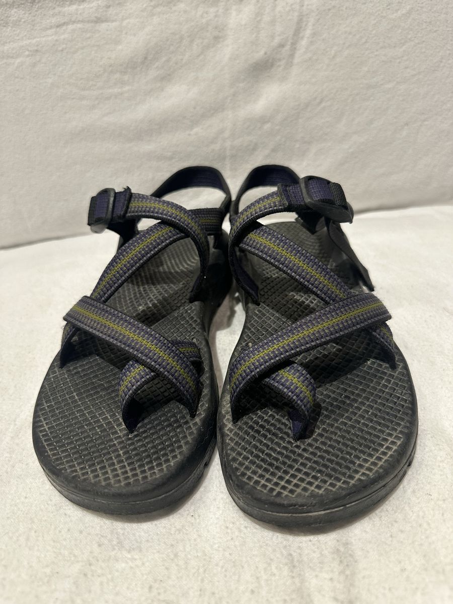 Chaco women’s size 8 purple/olive, hiking sandals