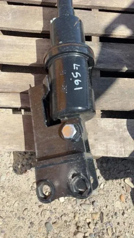 Main image 2