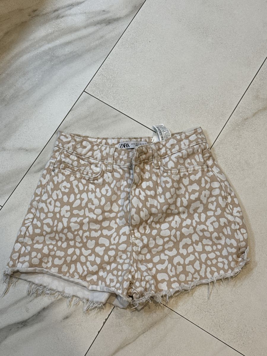Zara Leopard Print High-Rise Frayed Hem Denim Shorts Women's US Size 2