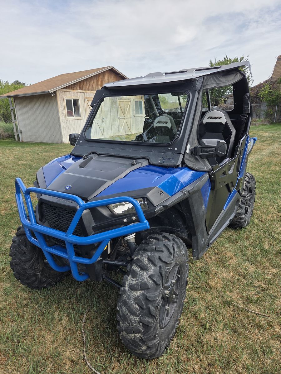 2017 Polaris RZR 900 + Custom Trailer