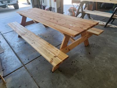 HANDMADE PICNIC TABLES – BUILT TO LAST!