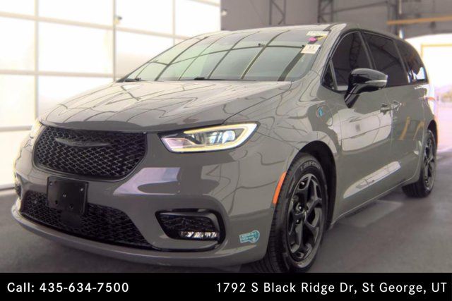 2023 Chrysler Pacifica Plug-In Hybrid Limited