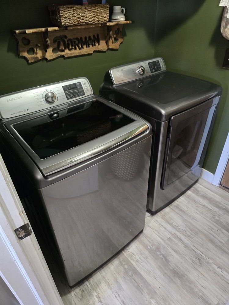Samsung Washer and Dryer Set - Top Load Washer, Electric Dryer, *FREE*