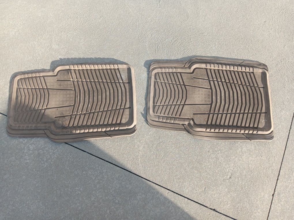 Universal All-Weather Tan Rubber Floor Mats