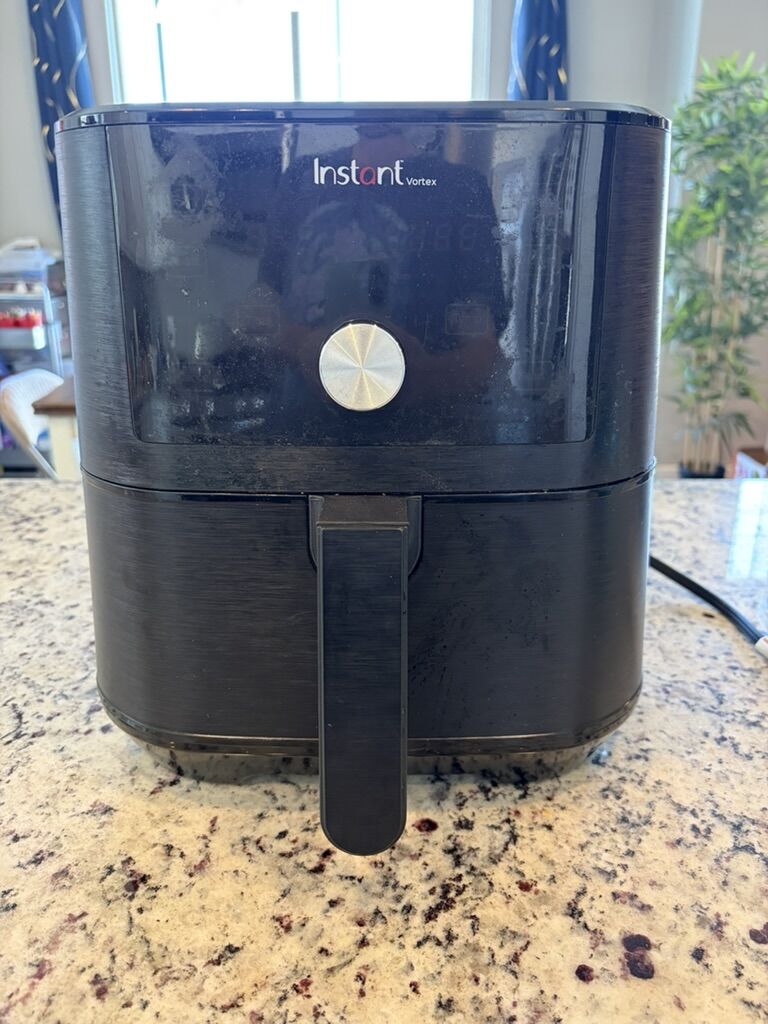 Instant Vortex 6-Quart Air Fryer – Works Great