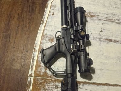 .22 caliber air rifle Airgun: Umarex Notos PCP (Pre-Charged Pneumatic).