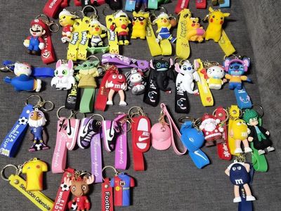New Assorted Keychains Marvel, Nintendo, Anime, Sports, Pokémon, hello kitty, stitch, and more.