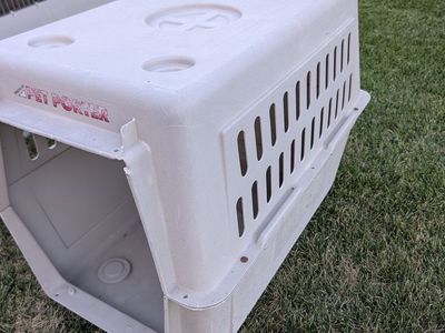 TWO LARGE AND ONE MEDIUM DOG CRATE....... LARGE $5O.00,........ MEDIUM $40.00