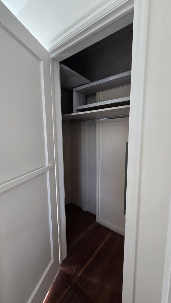 Main image 16