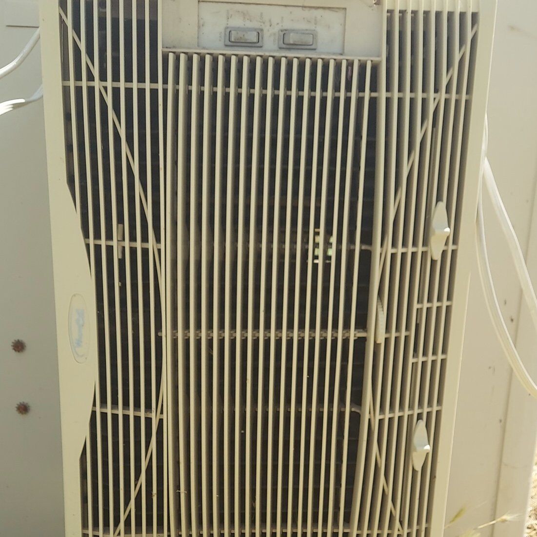 Rare Vertical Evaporative Swamp Cooler New Pads Pa