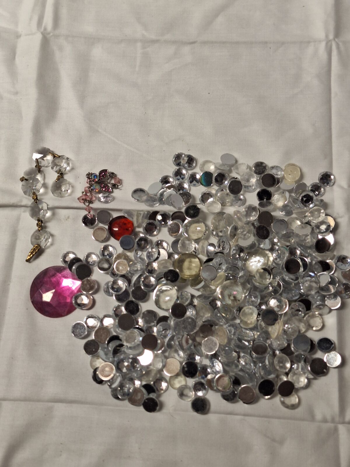 SMALL FLATBACK CRYSTALS