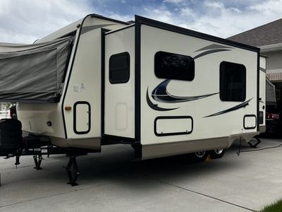 2018 Forest River Flagstaff Shamrock