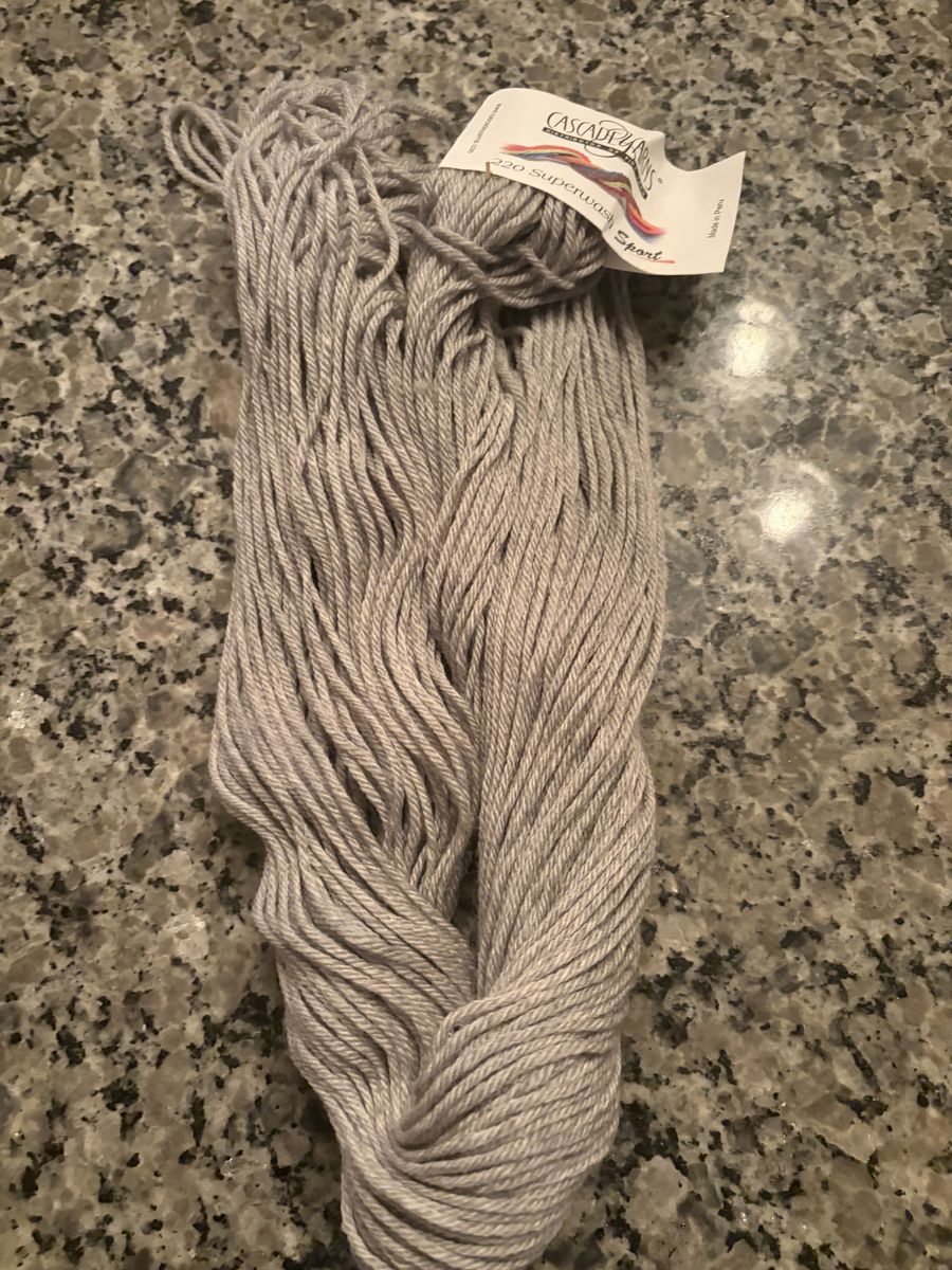 Cascade Yarns 220 Superwash Sport Yarn - Gray, 50g/136yds, Made in Peru