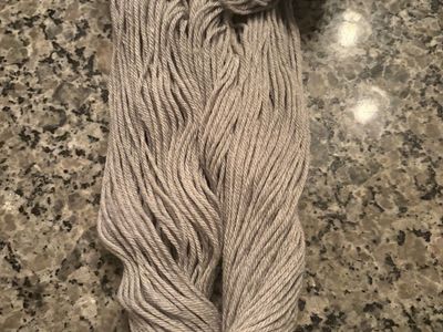 Cascade Yarns 220 Superwash Sport Yarn - Gray, 50g/136yds, Made in Peru