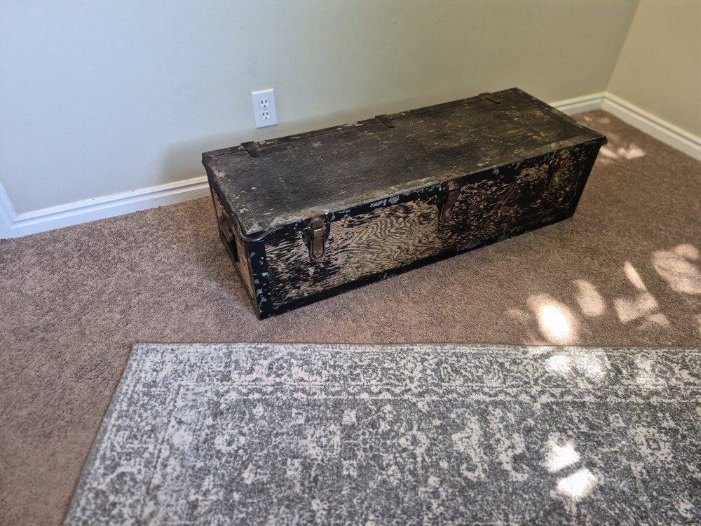Main image 6