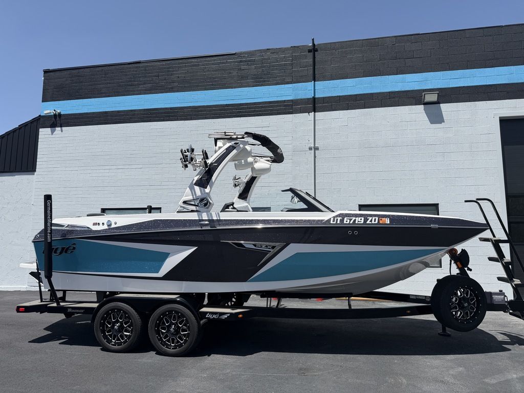 2022 Tige 22RZX