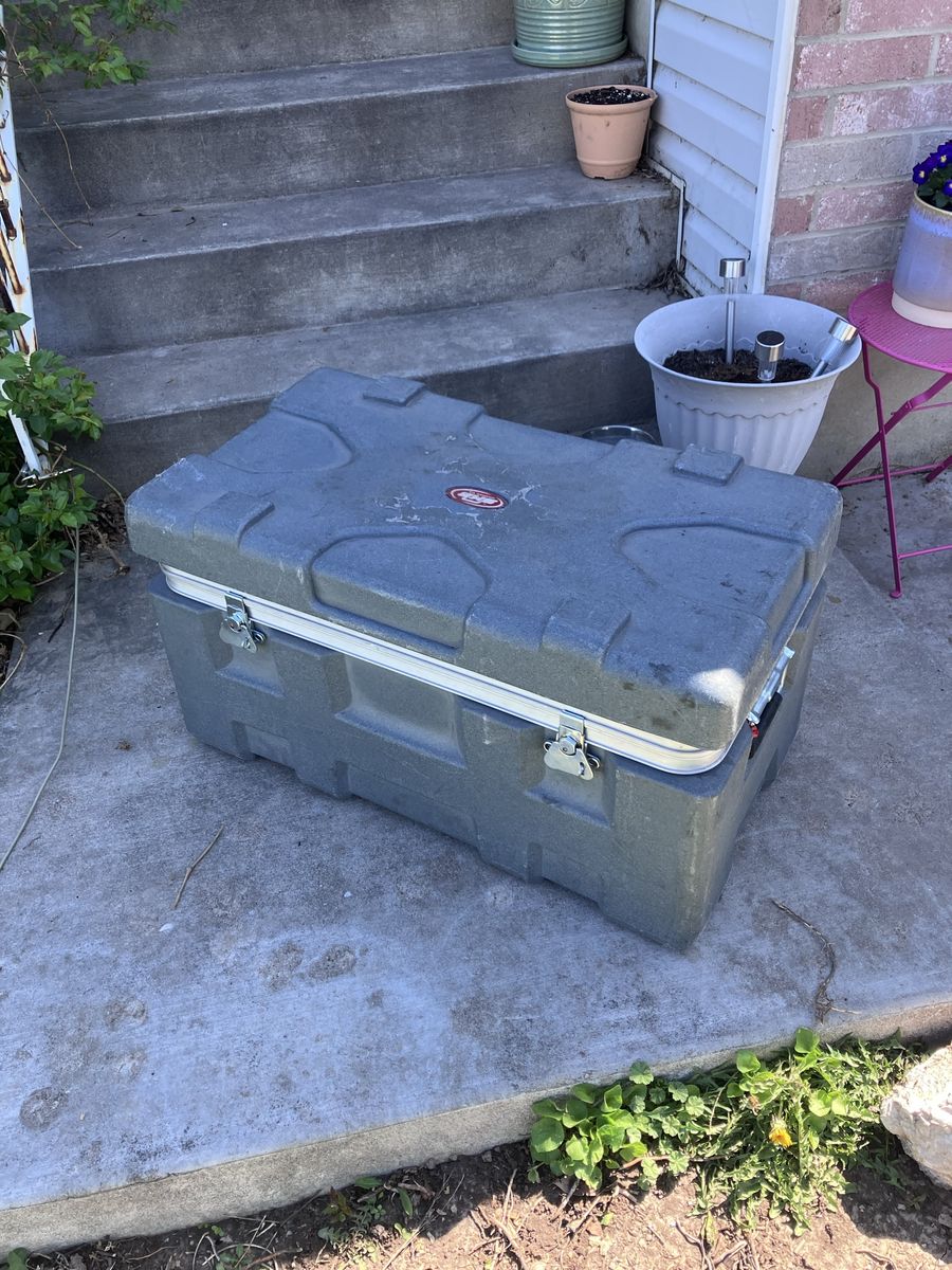 Large SKB Gear Case / Trunk