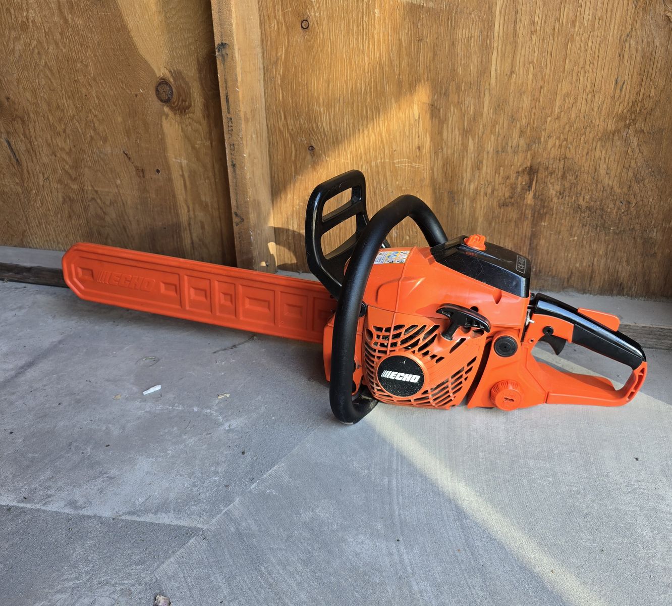 Echo CS-400 18" Chainsaw, Runs Great!