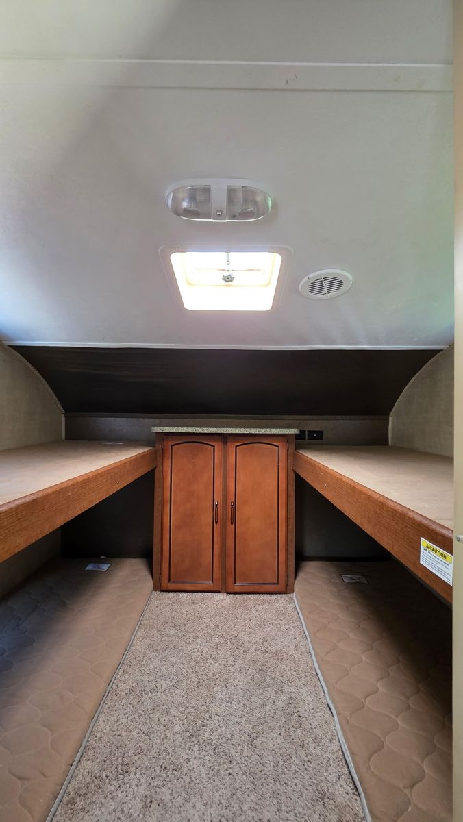 Main image 7